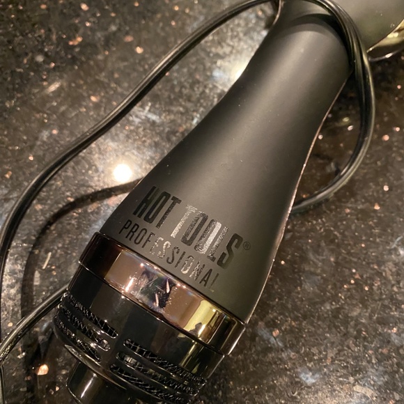 Hot Tools Professional One Step Volumizer and Hair Dryer - Picture 3 of 3